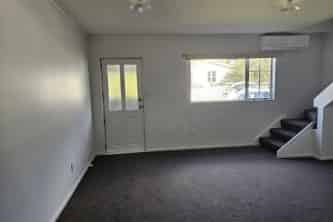 96A Rangituhi Crescent, Elsdon