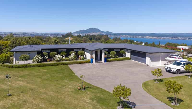 35 Blue Ridge Drive, Acacia Bay