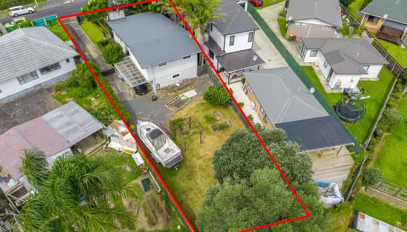 11 Swan Crescent, Pakuranga