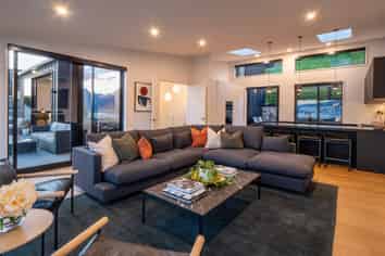 92 Hensman Road, Queenstown