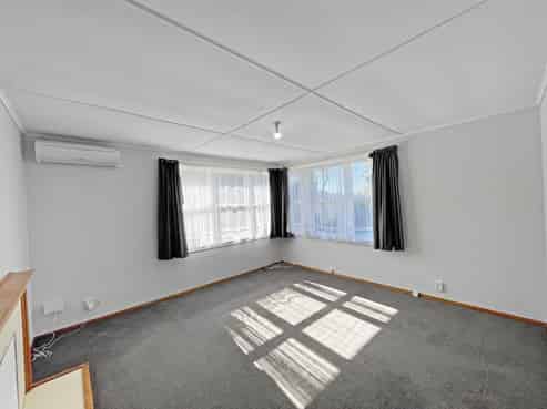 74 Tireti Road, Titahi Bay
