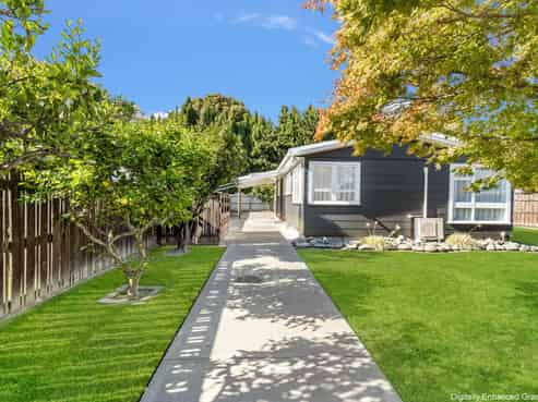 14 Mcfarlane Place, Springlands