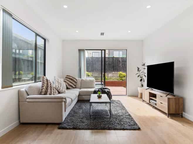 11 Paparahi Place, Wainui