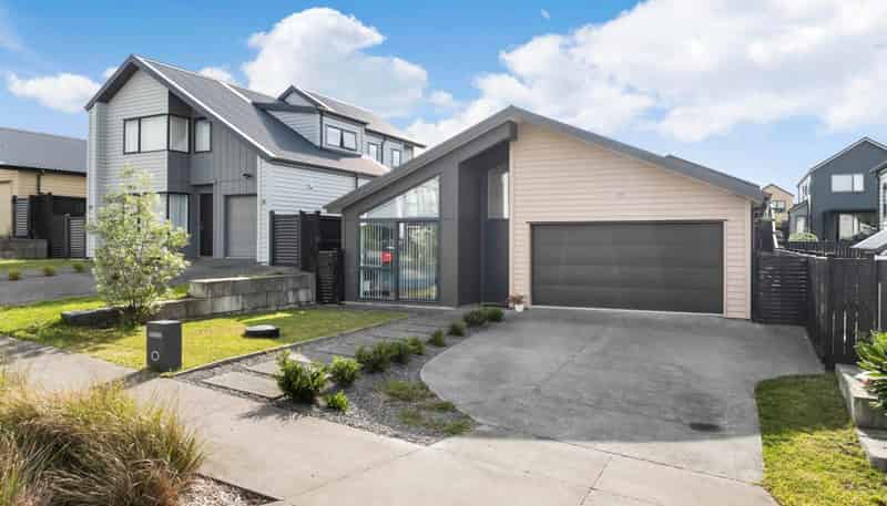 11 Paparahi Place, Wainui