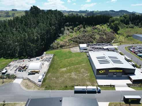 Industrial Land with Rear Access Leg