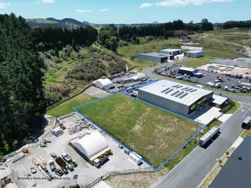 Industrial Land with Rear Access Leg