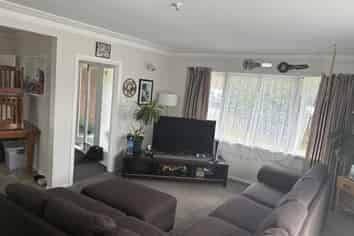 62 Jellicoe Road, Panmure