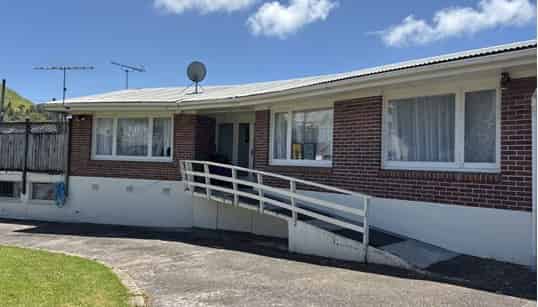 62 Jellicoe Road, Panmure