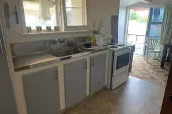 690 Childers Road, Elgin