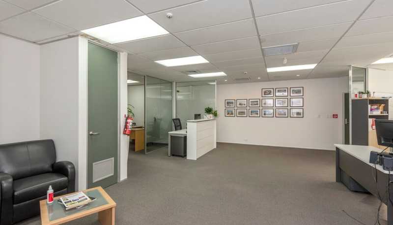 B4, 17 Corinthian Drive, Albany