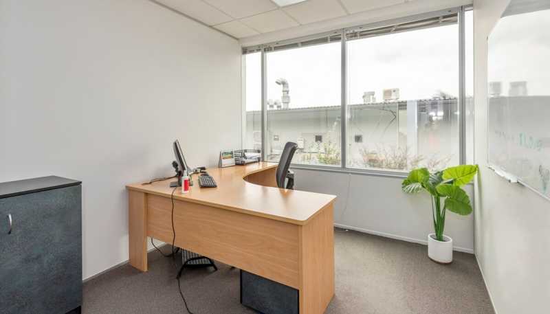 B4, 17 Corinthian Drive, Albany