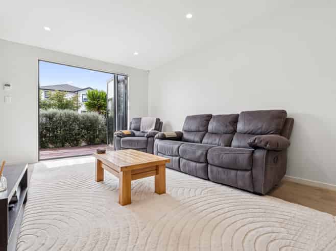 4/5 Hemopo Street, Pukekohe