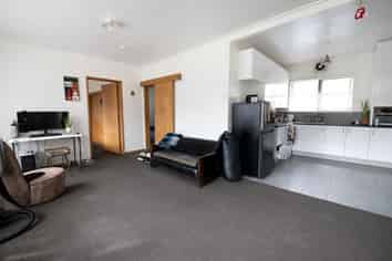 16A Veronica Avenue, Marewa