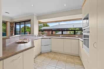 86 Pages Road, Allenton