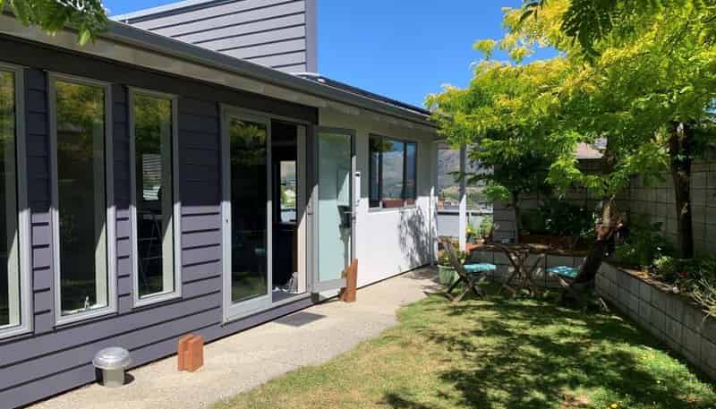 1/14 Mataraki Place, Wanaka