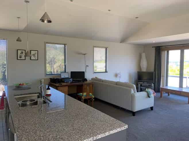 1/14 Mataraki Place, Wanaka