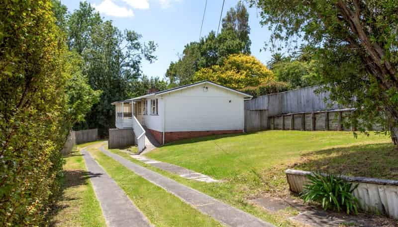 20 Rata Street, Helensville