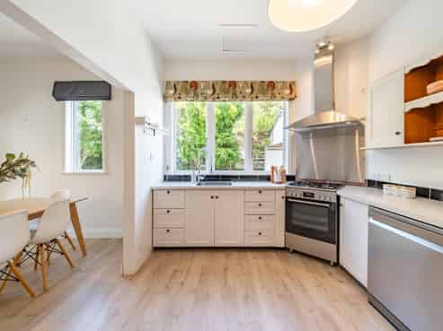 6 Tawai Street, Trentham