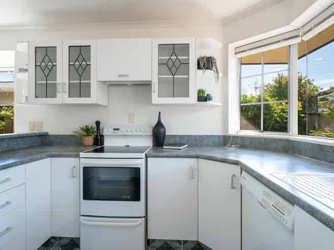  2 Hilliard Street, Stoke