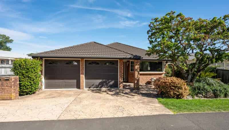  2 Hilliard Street, Stoke