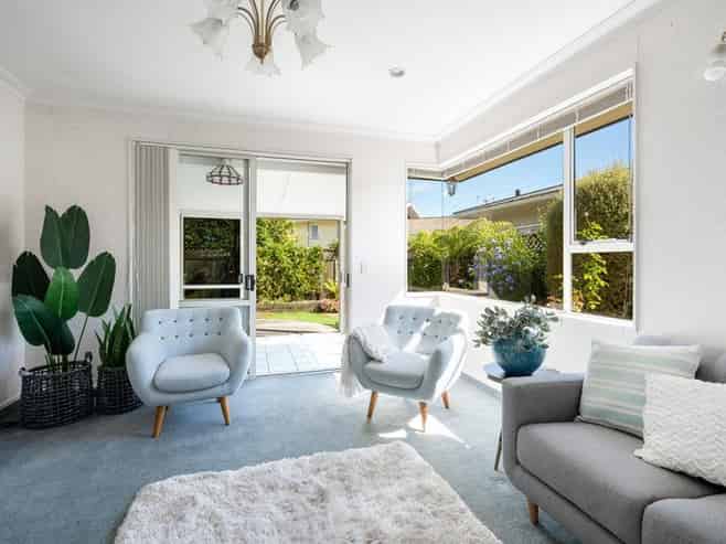  2 Hilliard Street, Stoke