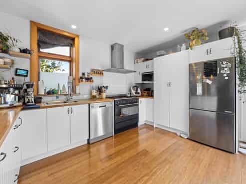 214 Walnut Avenue, Ashburton