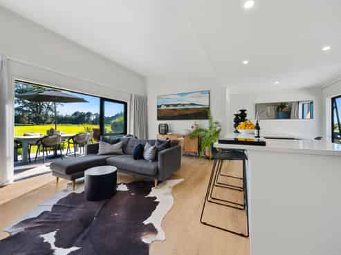 66C Thomas Road, Carterton