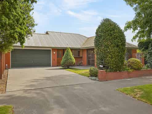 196 Hawthornden Road, Avonhead
