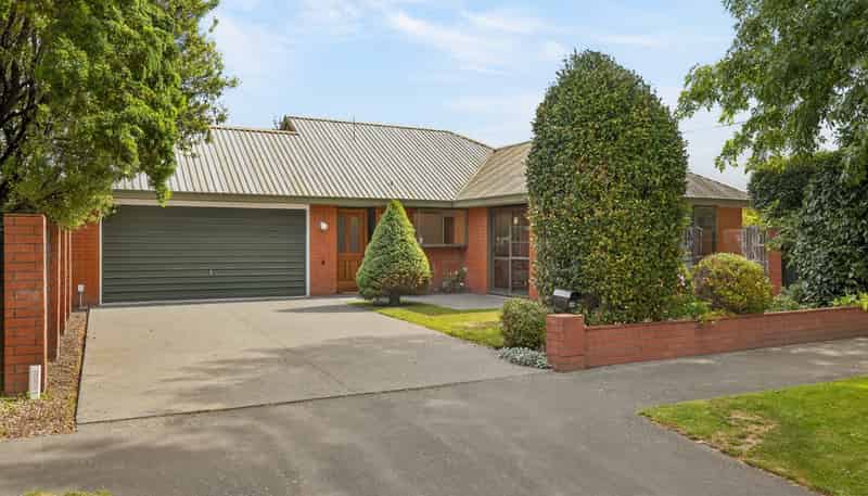 196 Hawthornden Road, Avonhead