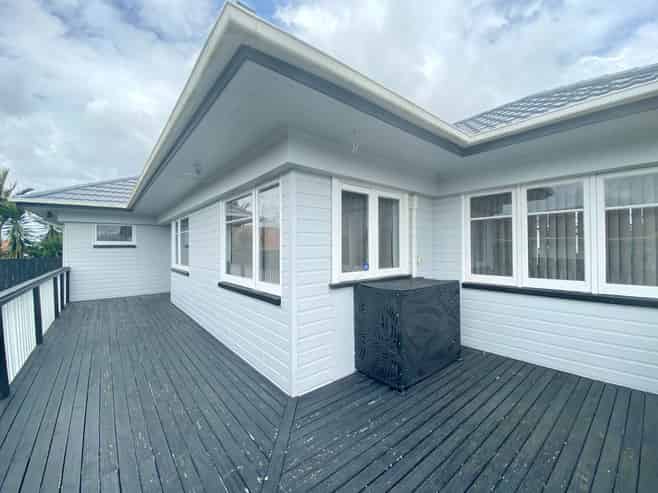 8B Frank Hewitt Street, Pukekohe