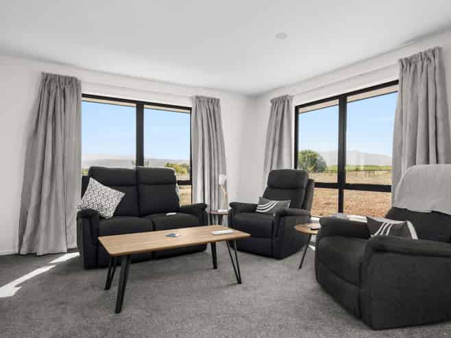 21 Thyme Fields Road, Alexandra