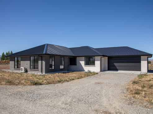 21 Thyme Fields Road, Alexandra