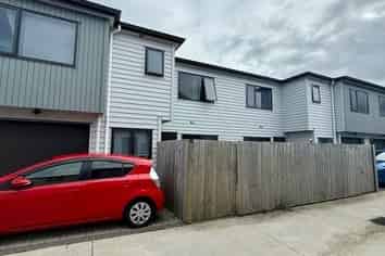 2/71 Huia Road, Papatoetoe