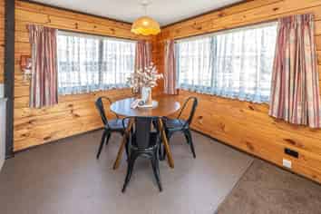 40 Treadwell Street, Springvale