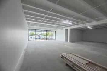 Retail, Office, or Trade Opportunity