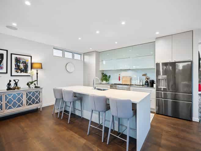 2/2A Earnoch Avenue, Takapuna