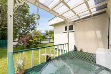 6 Willow Grove, Ebdentown