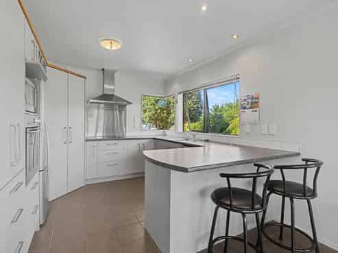 512 Matarangi Drive, Matarangi