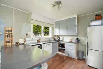 81 Bain Street, Kingswell