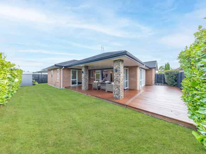 18 Helen June Avenue, Flagstaff