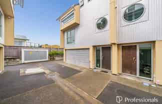 1a/10 Park Avenue, Epuni