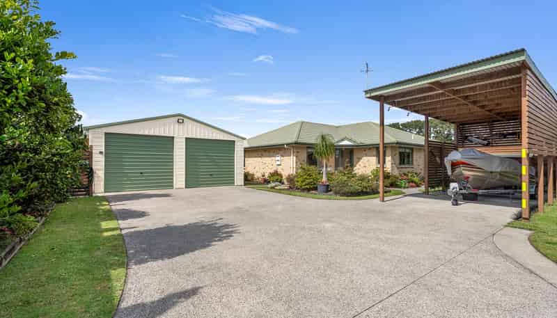 14 Pacific Place, Whitianga