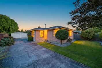 6 Blossomdale Place, Bishopdale