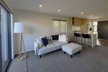 6/7 Bertram Grove, Naenae