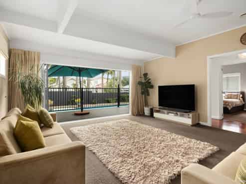 21 Edgars Road, Westmere