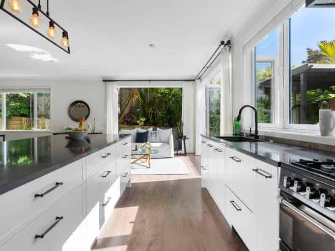 30 Riddell Road, Glendowie