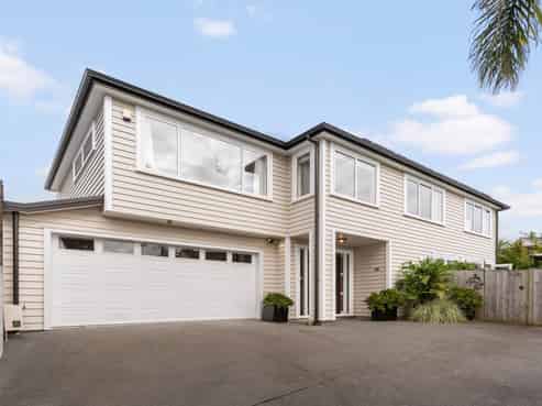 30 Riddell Road, Glendowie