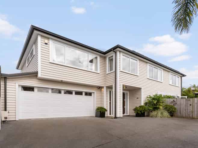 30 Riddell Road, Glendowie