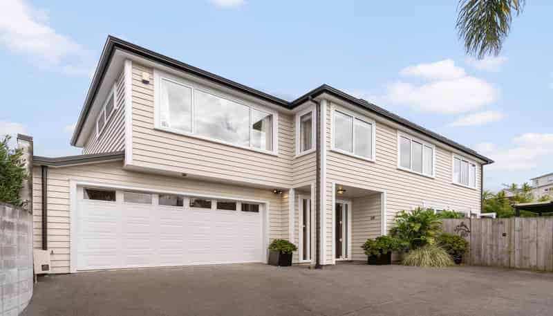 30 Riddell Road, Glendowie