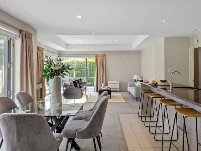 16 Temple Avenue, Lincoln